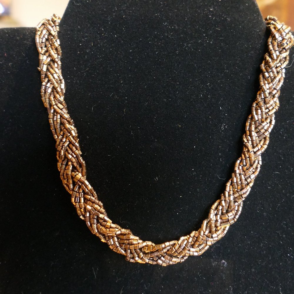 Cocoa (necklace)